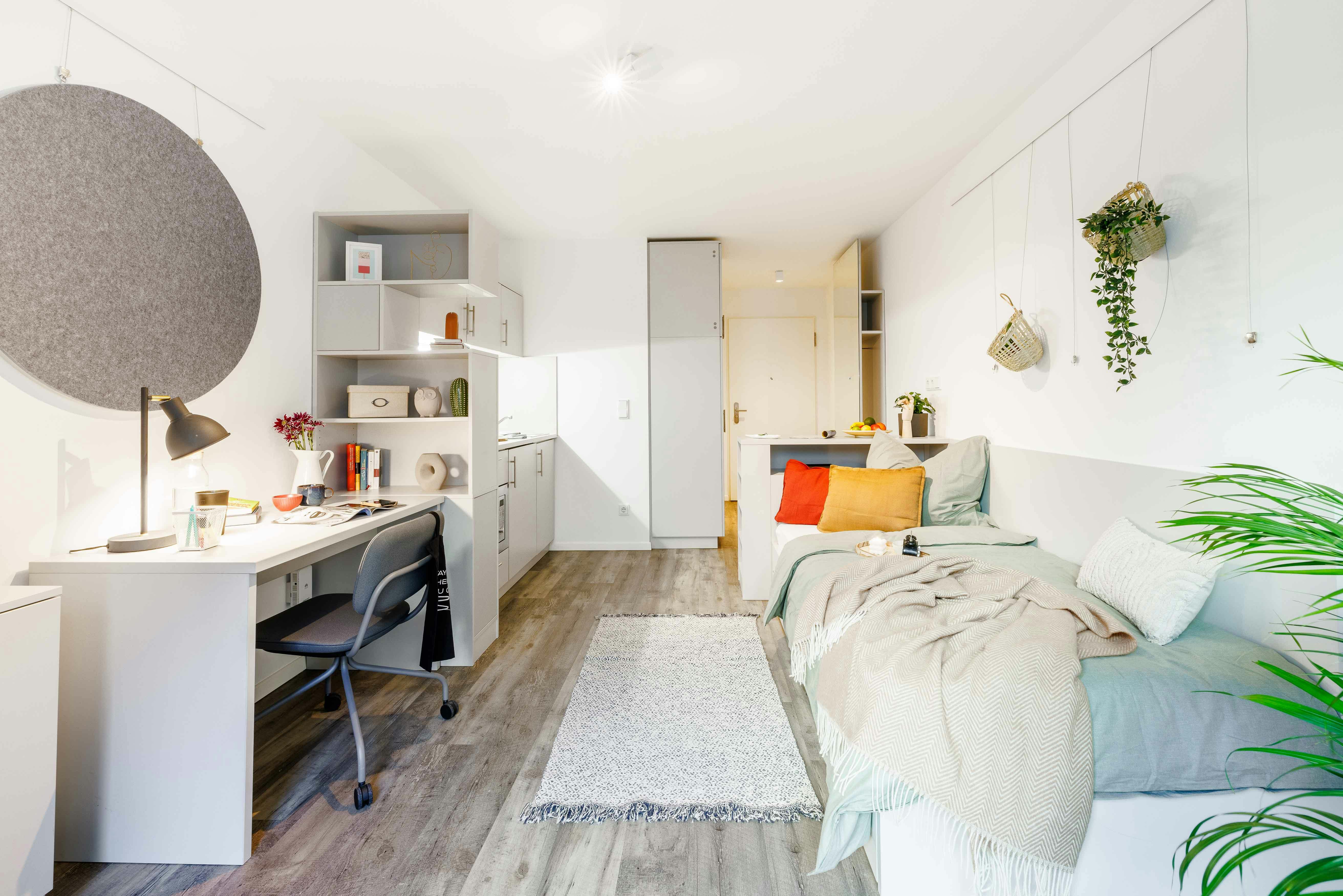 Studio for rent for €1,181 per month in Berlin, Köpenicker Straße