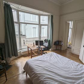 Private room for rent for €620 per month in Saint-Josse-ten-Noode, Rue des Deux Églises