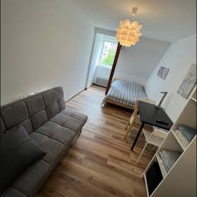 Apartamento para alugar por € 700 por mês em Strasbourg, Rue Vauban