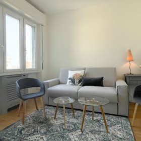 Apartment for rent for €1,800 per month in Milan, Via Michele Faraday