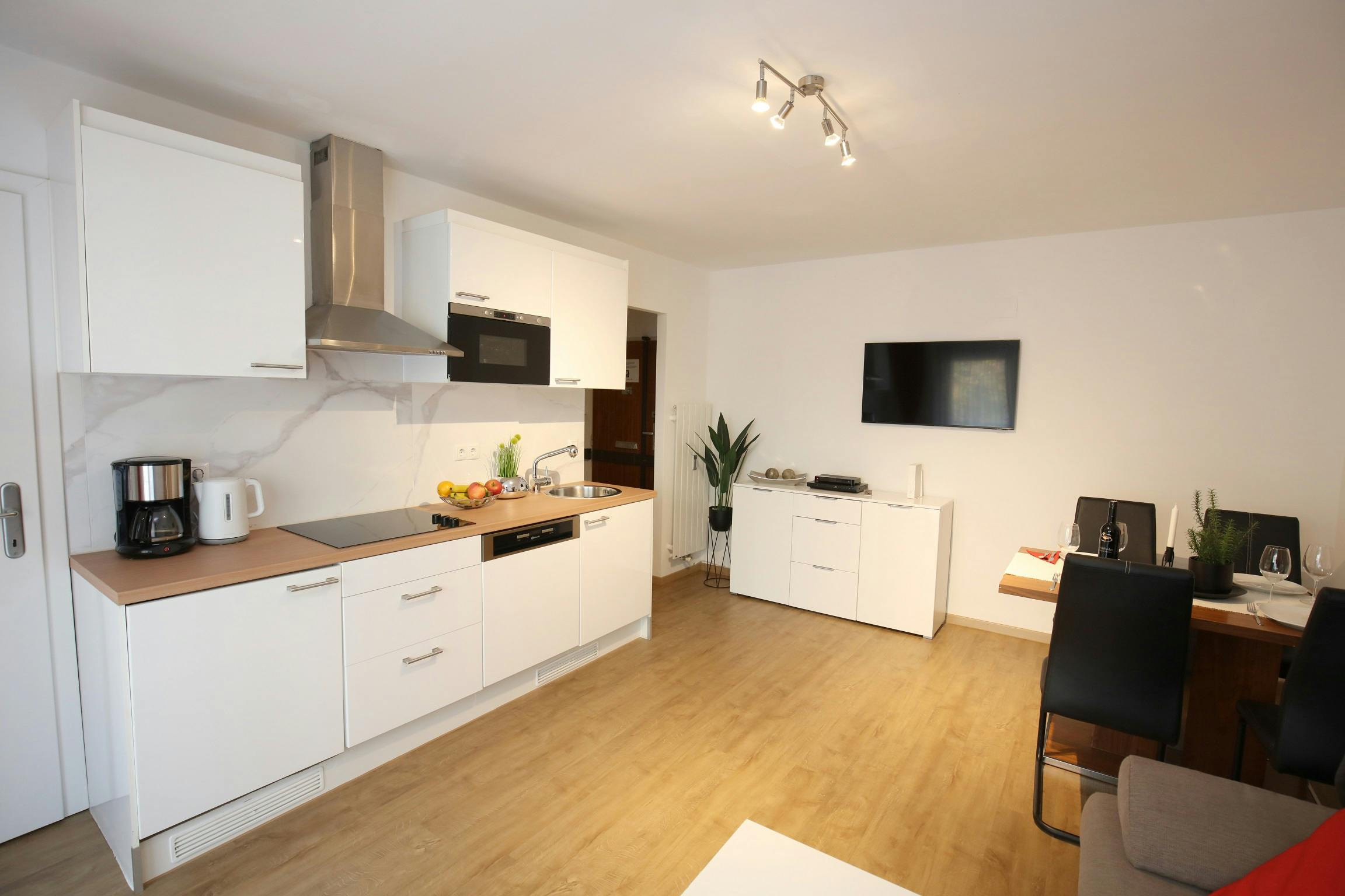 Apartment for rent for €1,280 per month in Vienna, Kampstraße