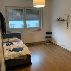 Privé kamer te huur voor € 398 per maand in Heilbronn, Fleiner Straße