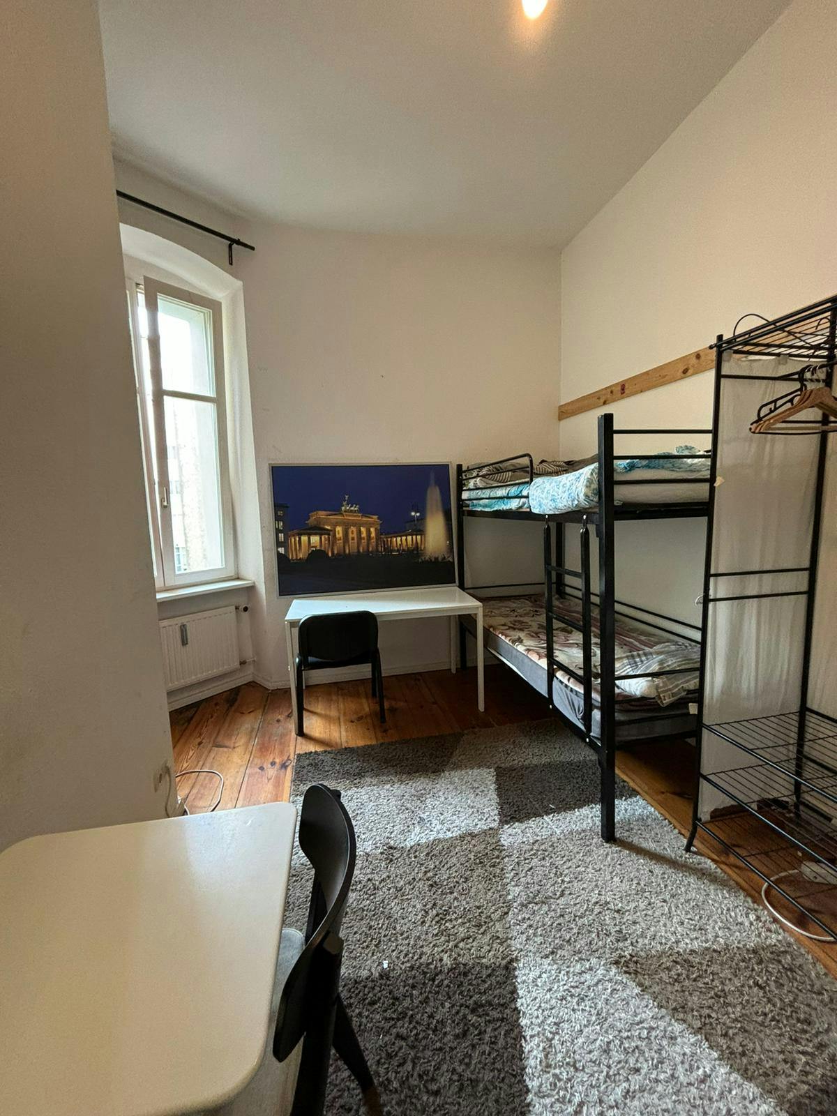 Shared room for rent for €450 per month in Berlin, Wilmersdorfer Straße