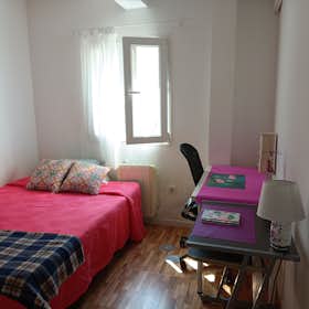 Private room for rent for €799 per month in Madrid, Calle de San Fernando del Jarama