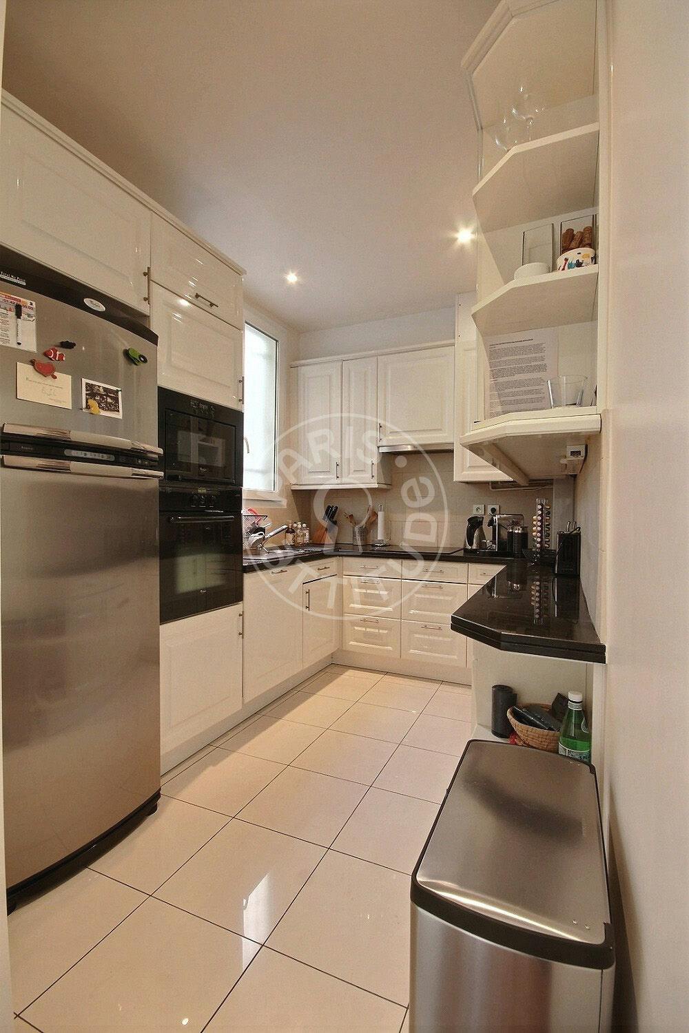 Apartment Paris — photo 17