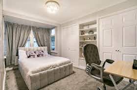 Private room for rent for £998 per month in Romford, Pretoria Road