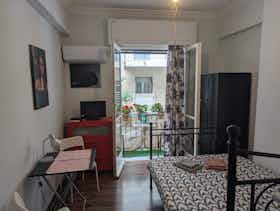 Apartment for rent for €854 per month in Athens, Alkiviadou