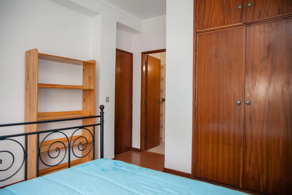 Private room in Avenida Fernando Namora, Coimbra 3