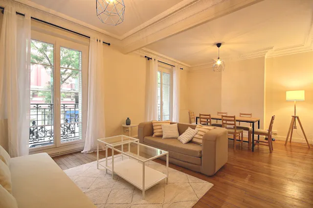 1-Bedroom Apartment in Avenue du Général Michel Bizot, Paris (1175507) room image 1