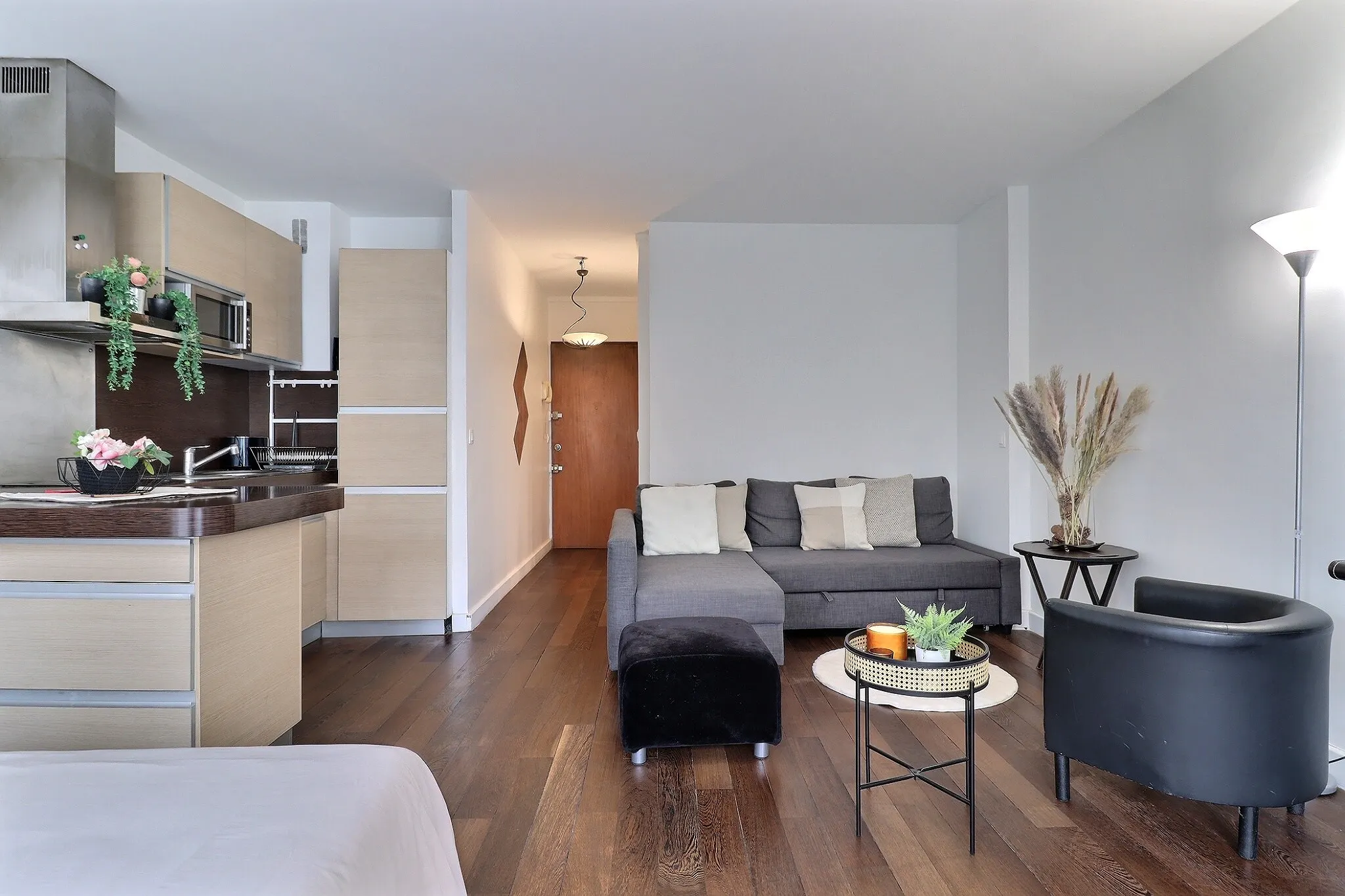 1-Bedroom Apartment in Rue de l'Amiral Hamelin, Paris (1175957) ROOM 1