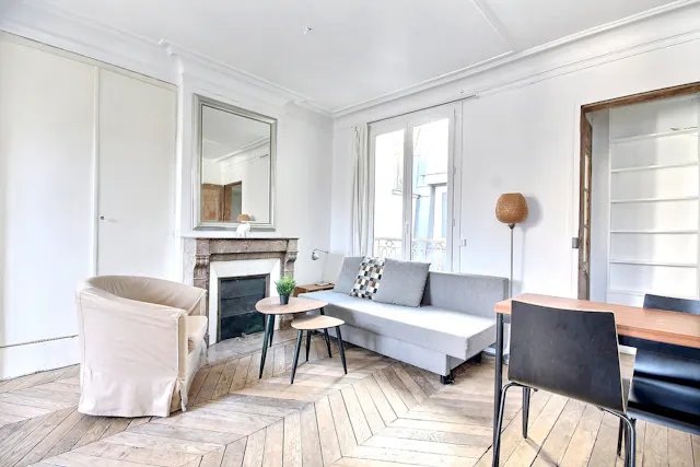 1-Bedroom Apartment in Rue de Verneuil, Paris (1176071) room image 1