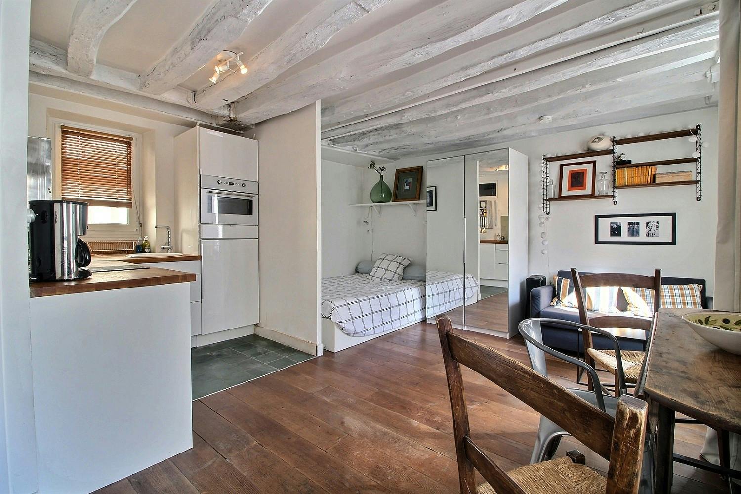 Rue du Roi de Sicile, Paris preview