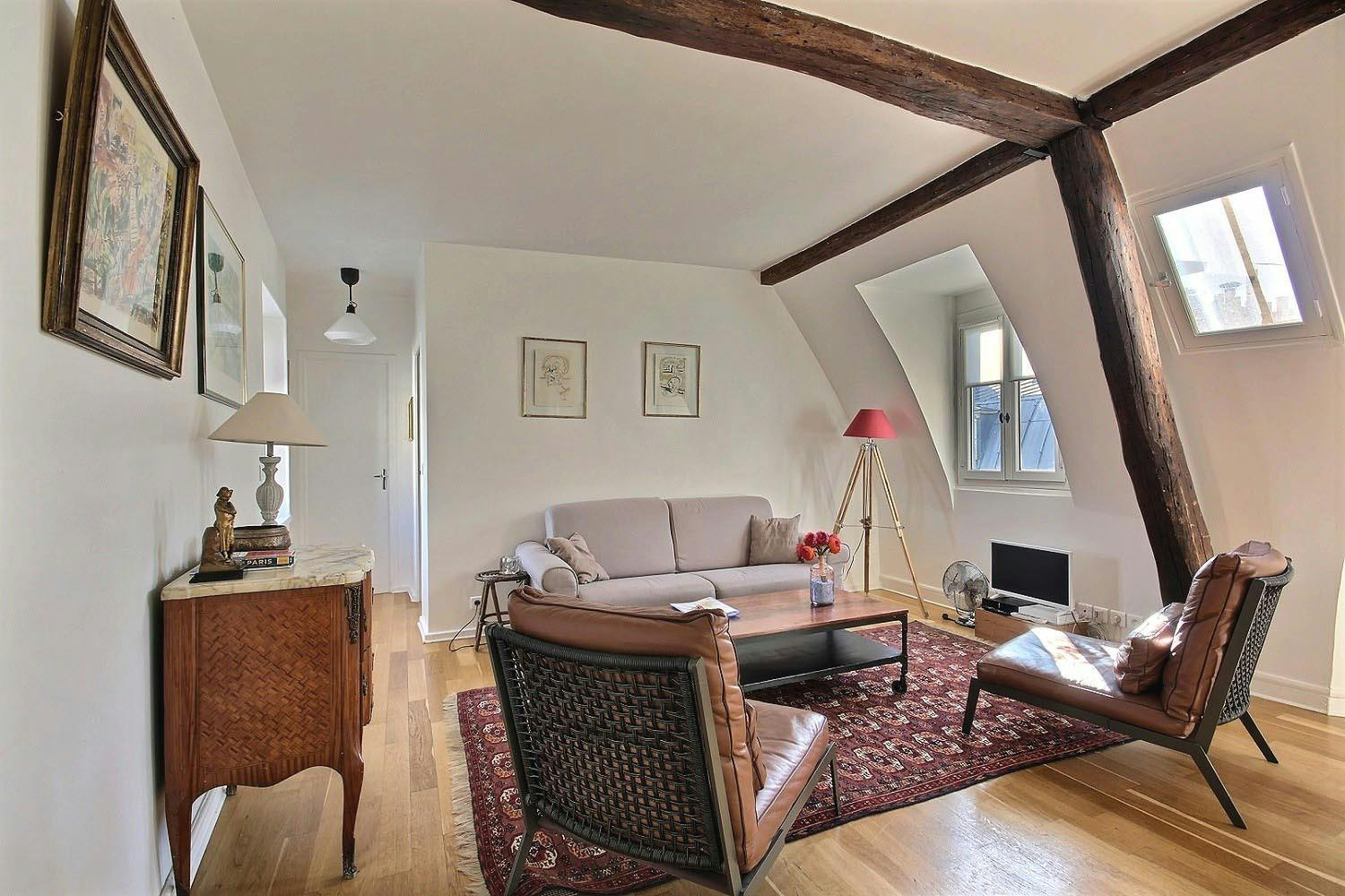 Appartement – Paris, 8e Arrondissement - Plus