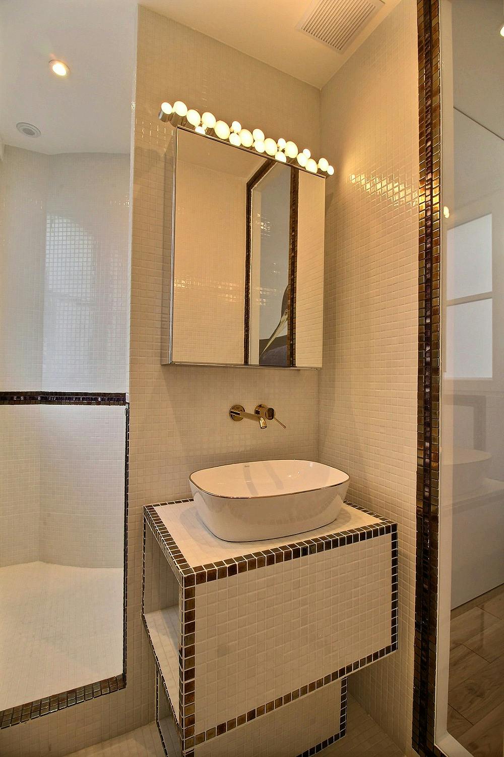 1-Bedroom Apartment in Rue Greffulhe, Paris (1176268) room image 10