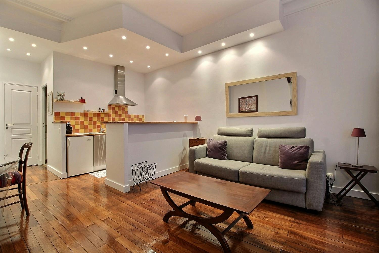 Studio for rent for €1,276 per month in Paris, Rue Laurent-Pichat