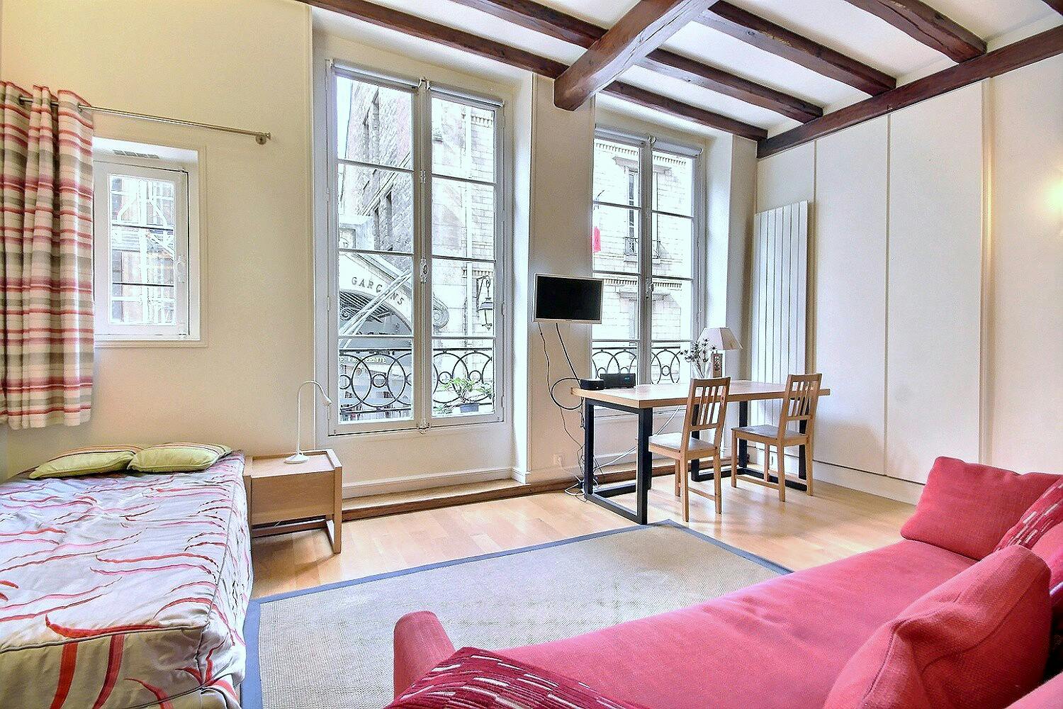 Rue Saint-Louis en l'Île, Paris preview