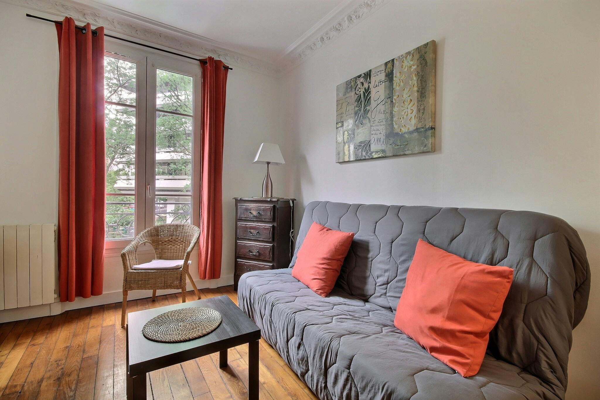 Apartment for rent for €1,567 per month in Paris, Rue Vasco de Gama