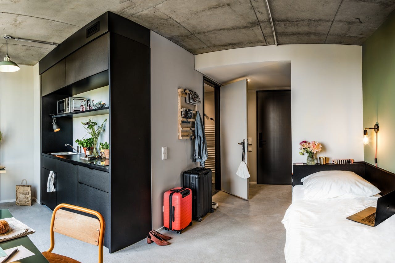 Stralsunder Straße, Berlin preview