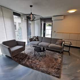 Lägenhet att hyra för 2 300 € i månaden i Rotterdam, Houtlaan
