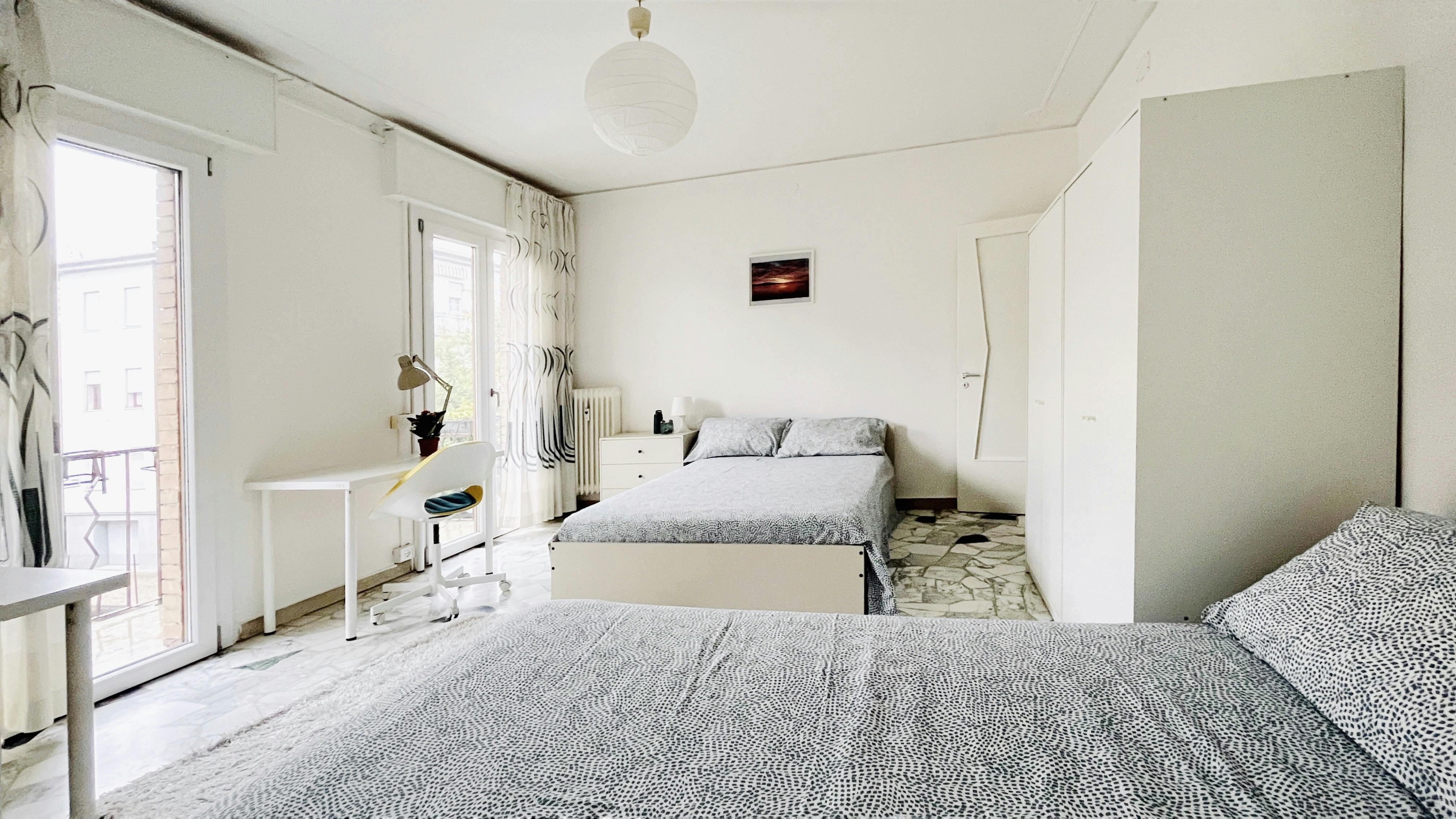 Quarto compartilhado para alugar por € 350 por mês em Padova, Via Monte Solarolo