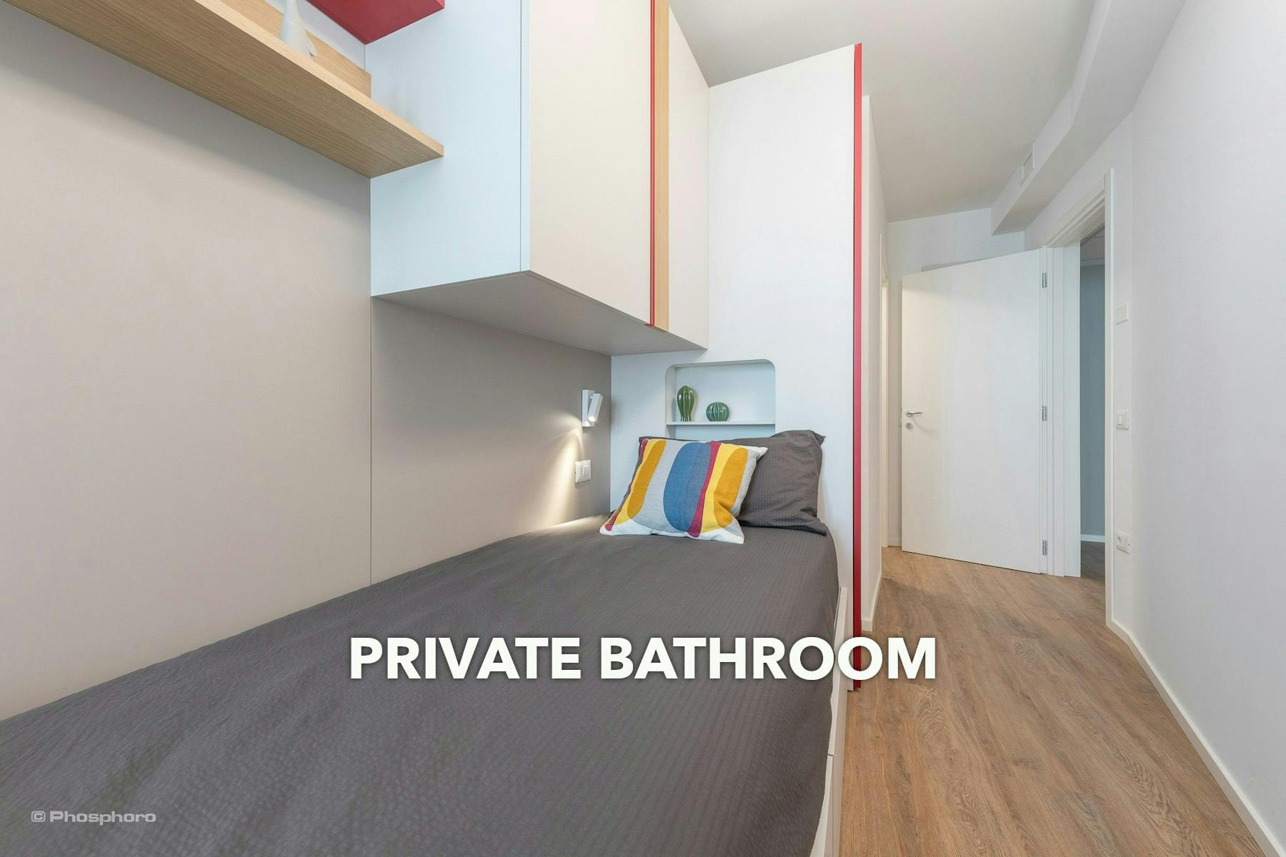 Private room for rent for €1,010 per month in Trento, Via San Giovanni