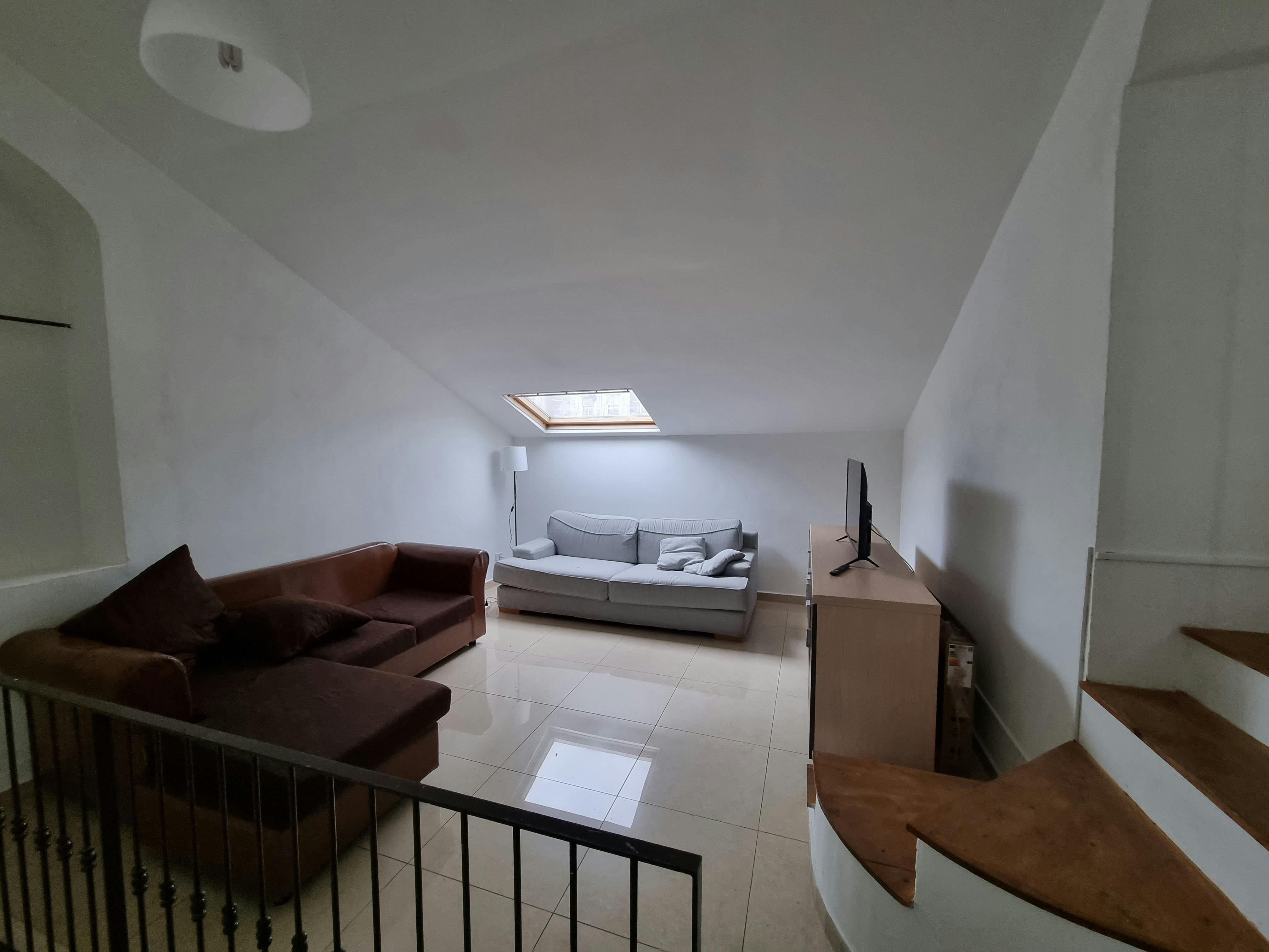 Single room Naples, 1 bed, 14m² — photo 8