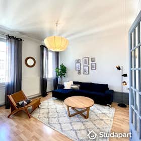 Private room for rent for €440 per month in Saint-Étienne, Rue du Onze Novembre
