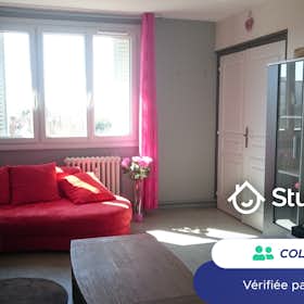Private room for rent for €380 per month in Troyes, Rue Alexander Fleming