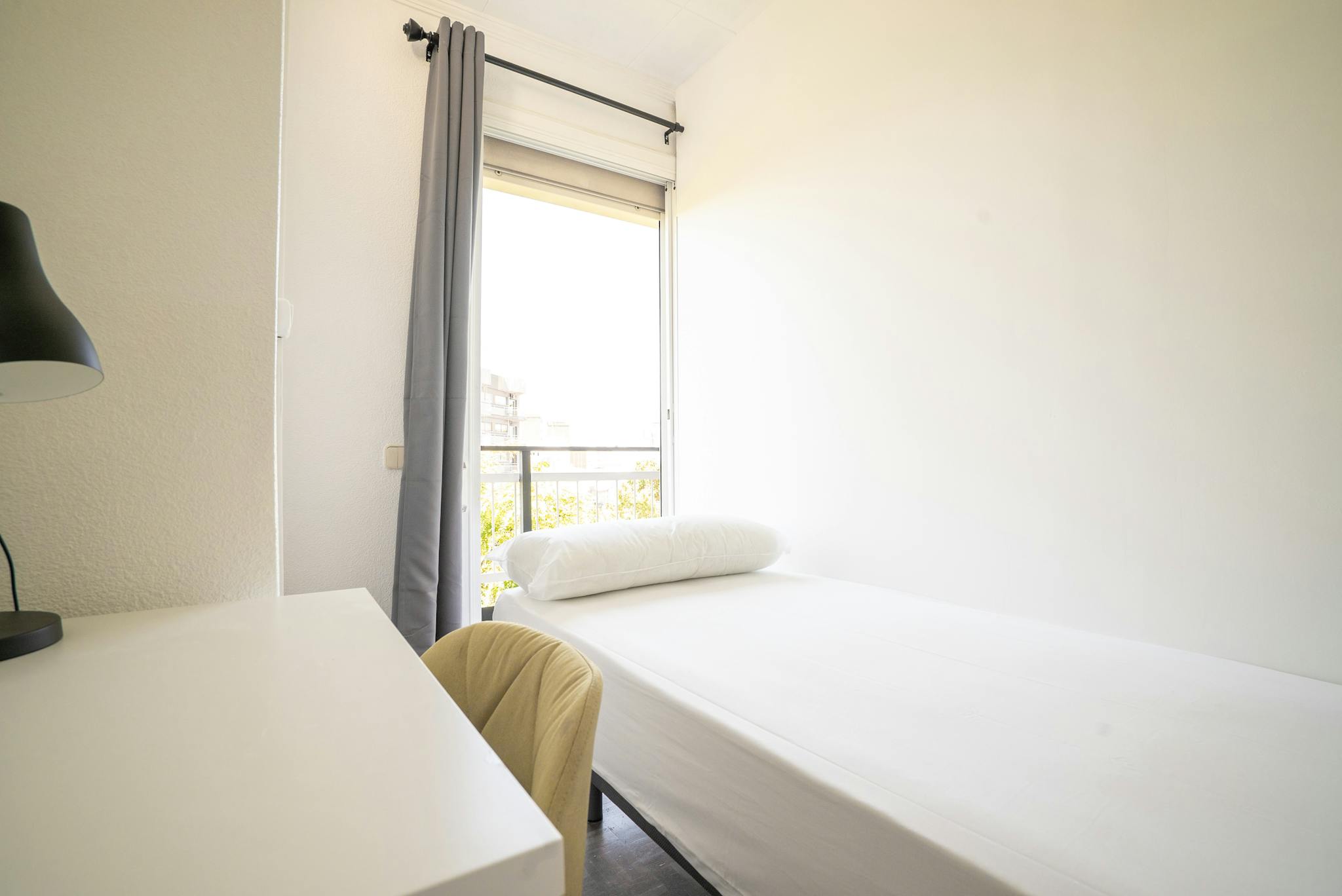 Carrer de Sants, Barcelona preview