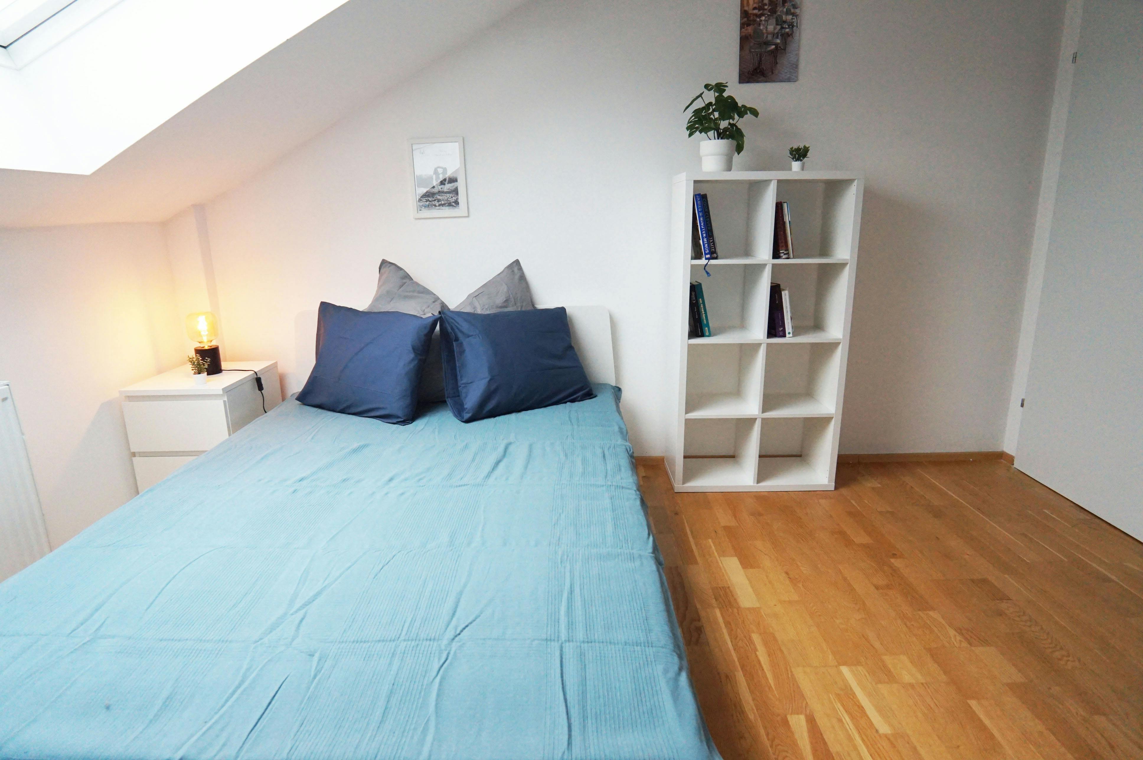 Herzgasse, Vienna preview