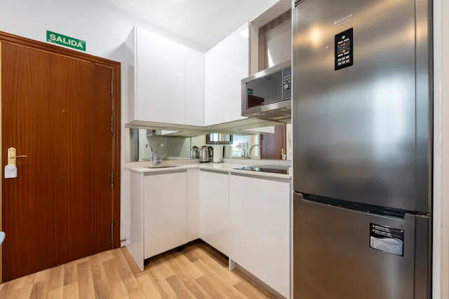 1-Bedroom Apartment in Calle de Preciados, Madrid (1188363) room image 2