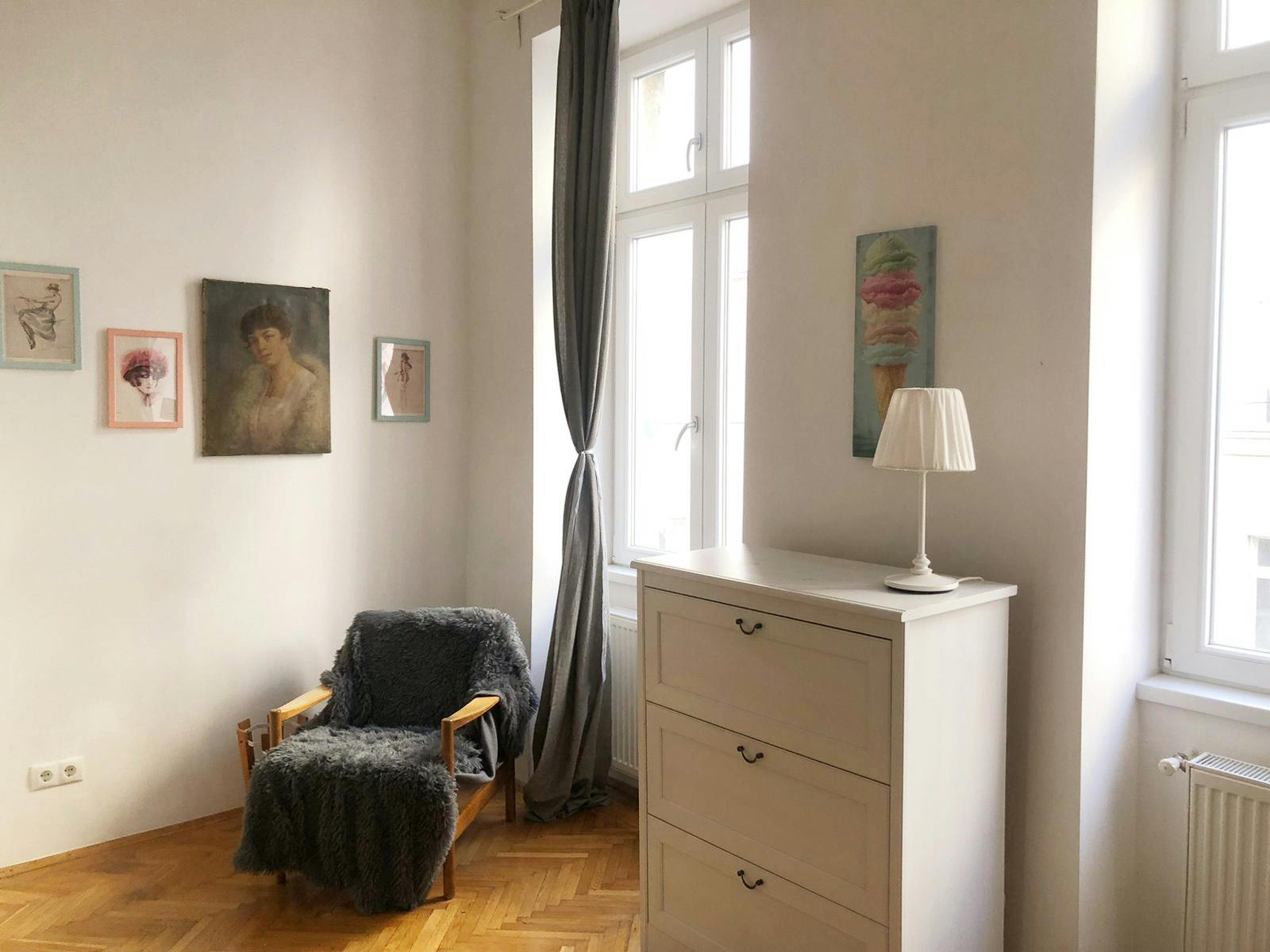 Untere Weißgerberstraße, Vienna preview