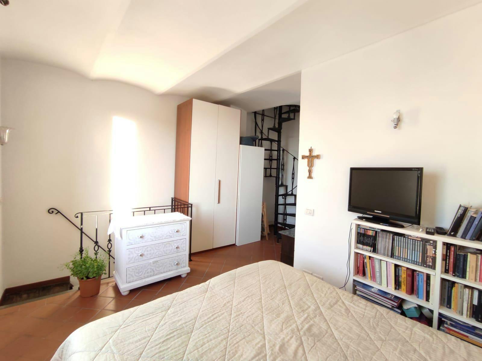 Via dei Fossi, Florence