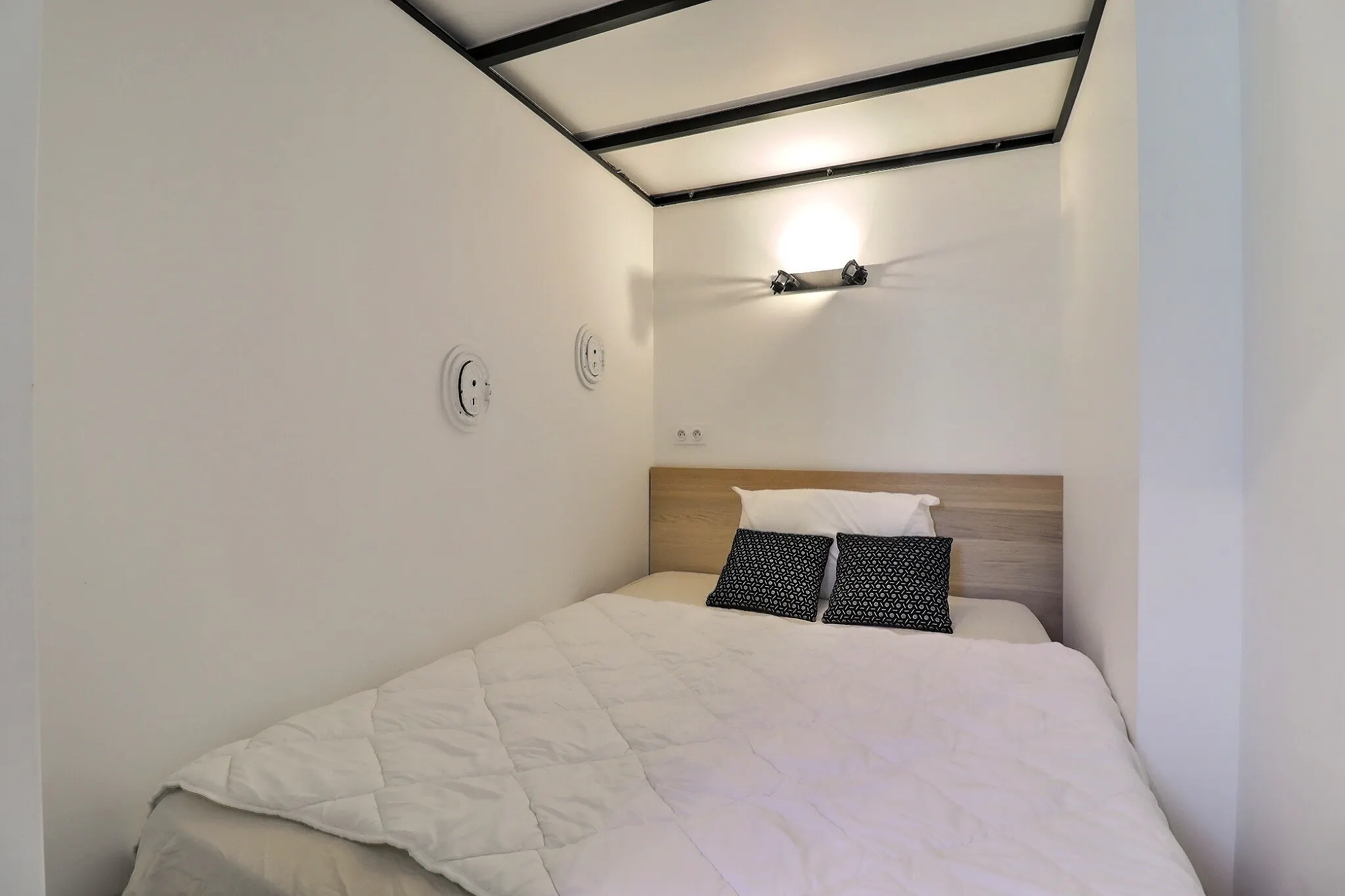 1-Bedroom Apartment in Rue du Printemps, Paris (1190390) ROOM 1