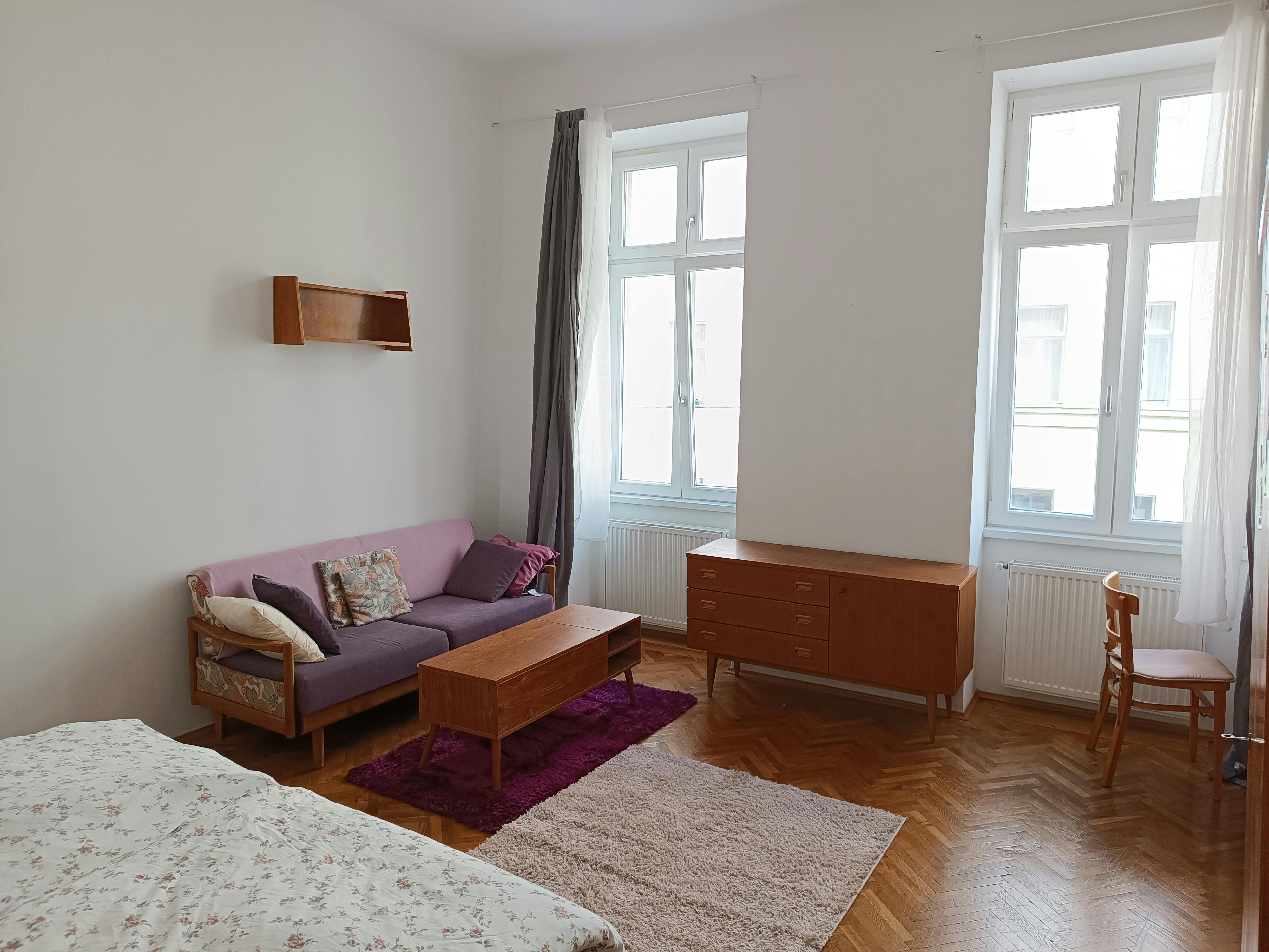 Untere Weißgerberstraße, Vienna preview