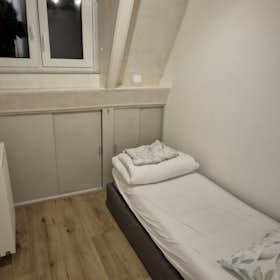 WG-Zimmer for rent for 850 € per month in Vlaardingen, Verheijstraat