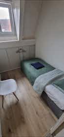 私人房间 正在以 €850 的月租出租，其位于 Vlaardingen, Verheijstraat