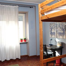Private room for rent for €595 per month in Turin, Via Reggio