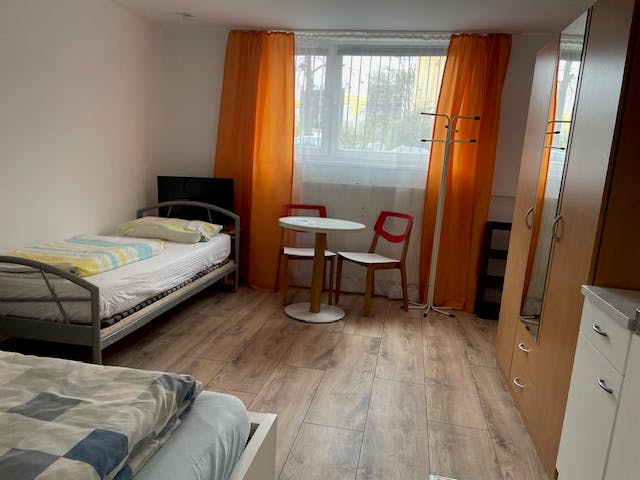 Apartment for rent for €970 per month in Munich, Lerchenauer Straße