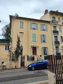 Privé kamer te huur voor € 860 per maand in Nice, Boulevard de Magnan