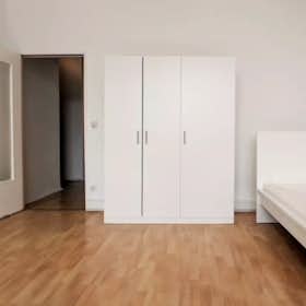 Private room for rent for €780 per month in Berlin, Bismarckstraße