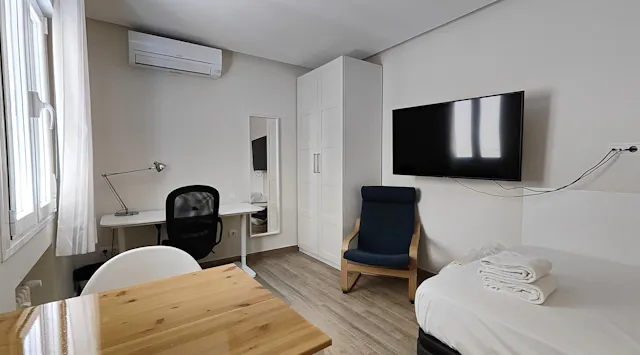 Apartment in Paseo de la Castellana, Madrid (1199384) room image 2