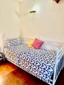Private room for rent for €425 per month in Forest, Avenue de la Verrerie
