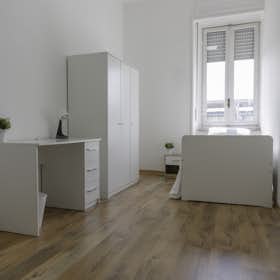 Apartment for rent for €510 per month in Turin, Piazza Tancredi Galimberti