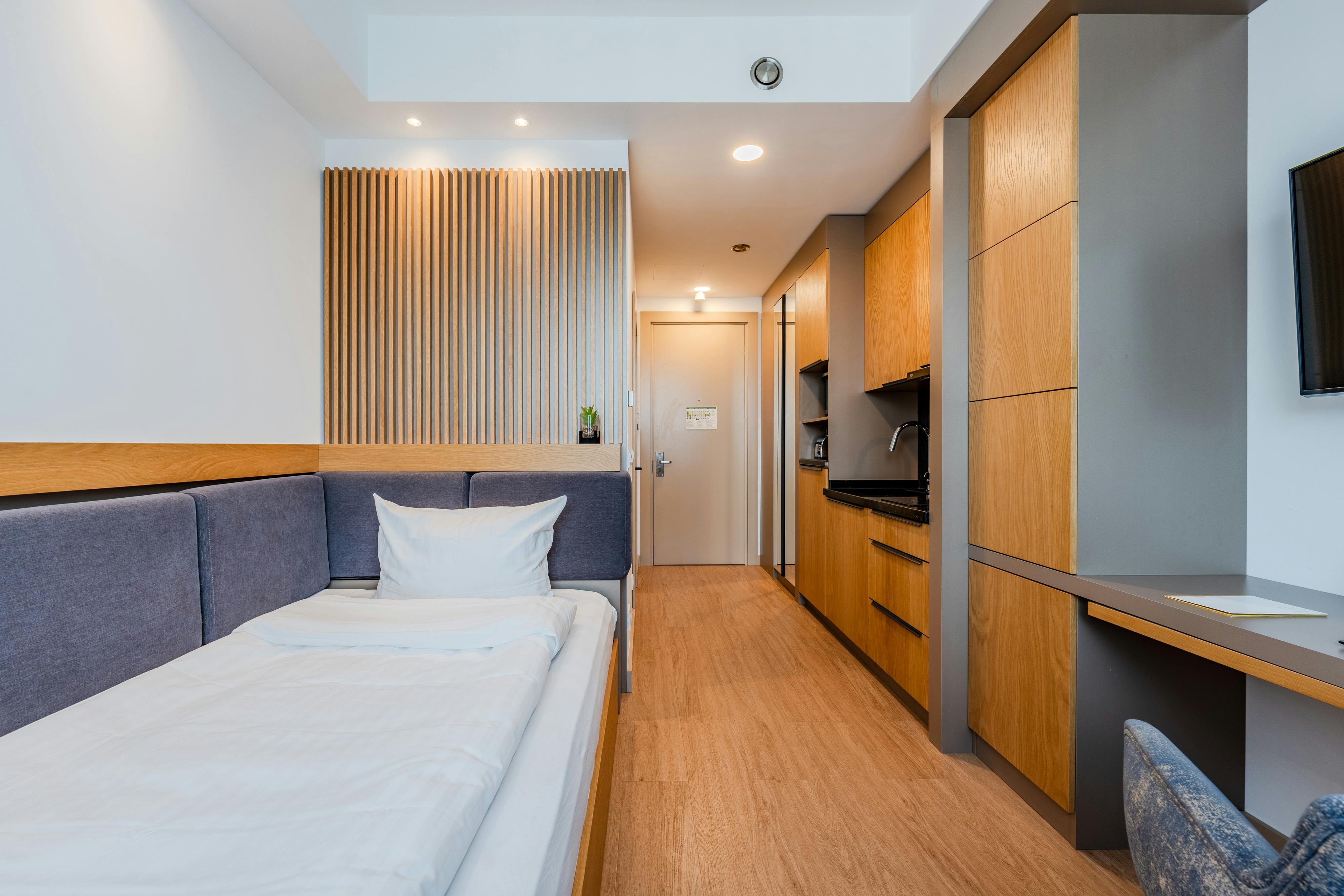 Студія за оренду для 1 080 EUR на місяць у Berlin, Rognitzstraße