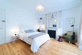 Private room for rent for €1,880 per month in Paris, Rue du Docteur Finlay