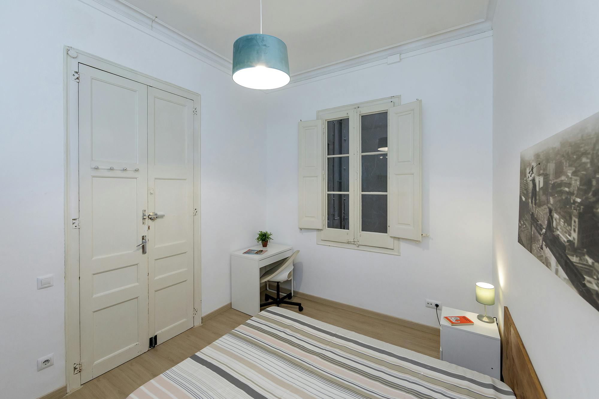 Private room for rent for €625 per month in Barcelona, Gran Via de les Corts Catalanes