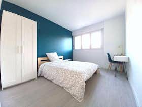 Privé kamer te huur voor € 580 per maand in Sarcelles, Allée Robert Desnos
