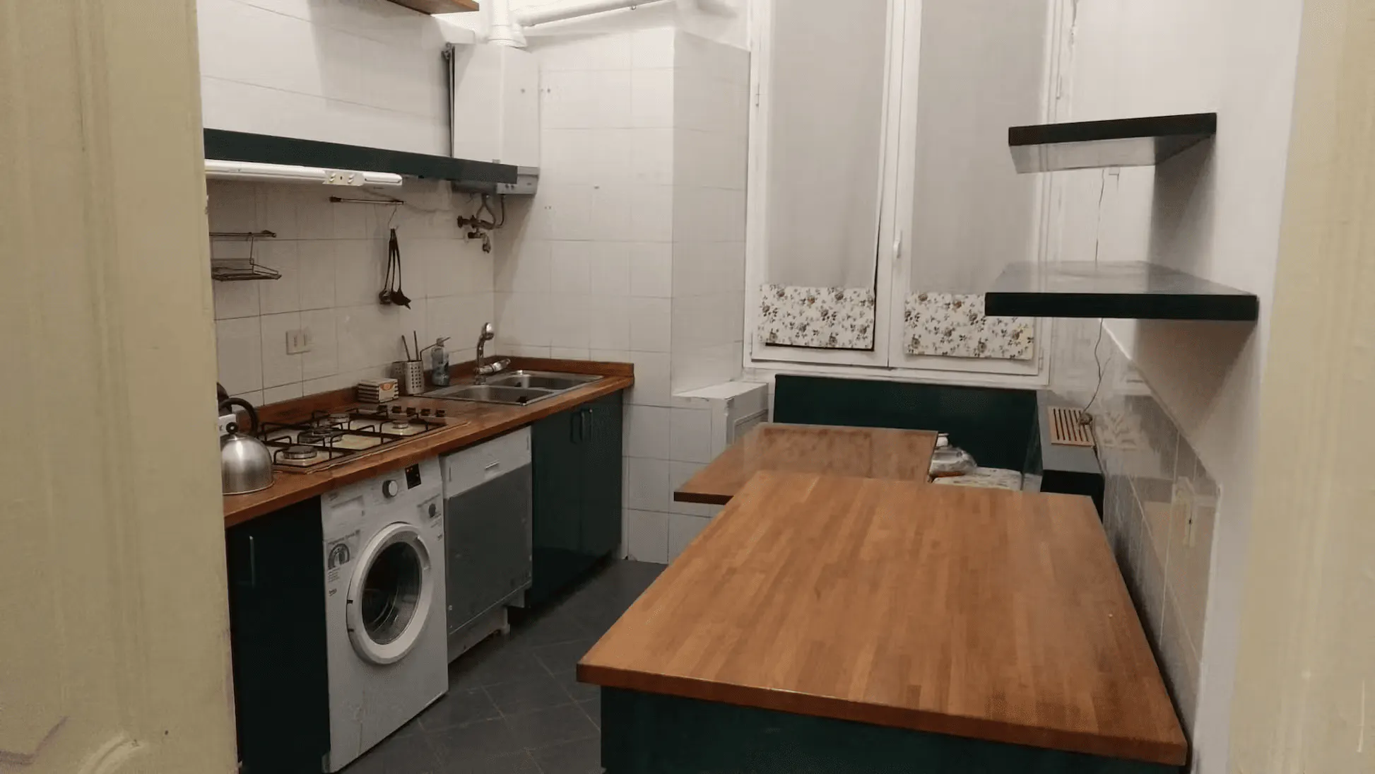 Private room in Via Caffaro, Genoa 1