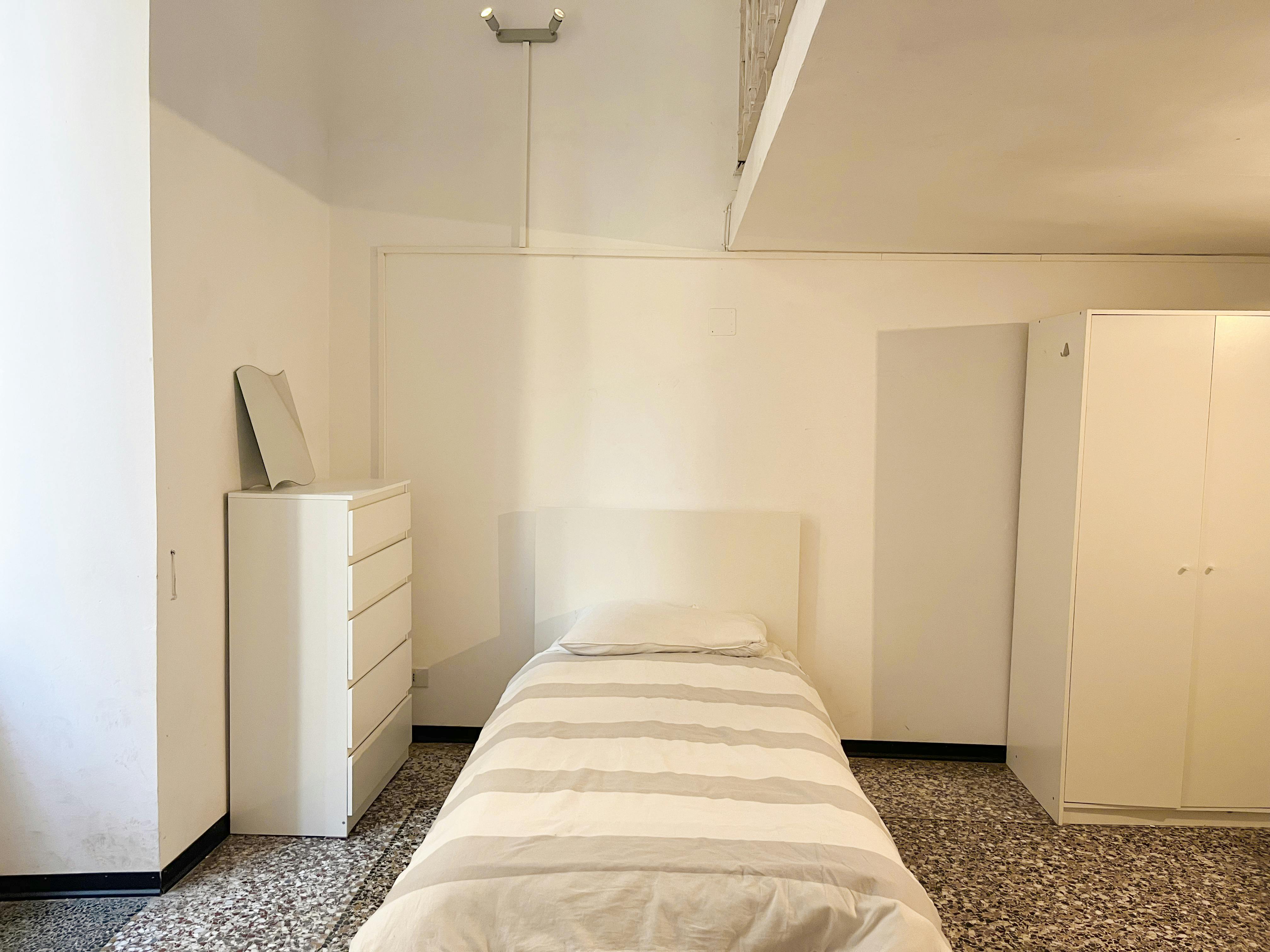 Via Caffaro, Genoa preview